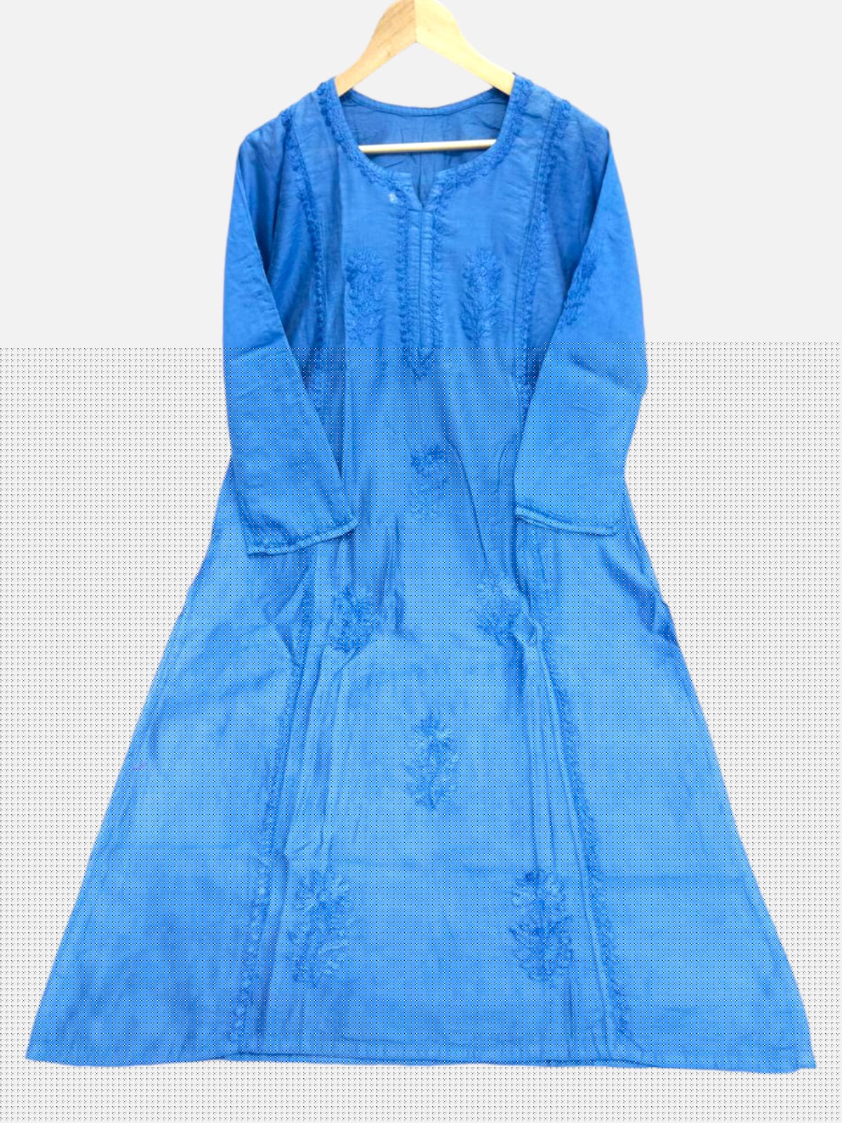 HAND EMBRIODERED LAWN KURTA