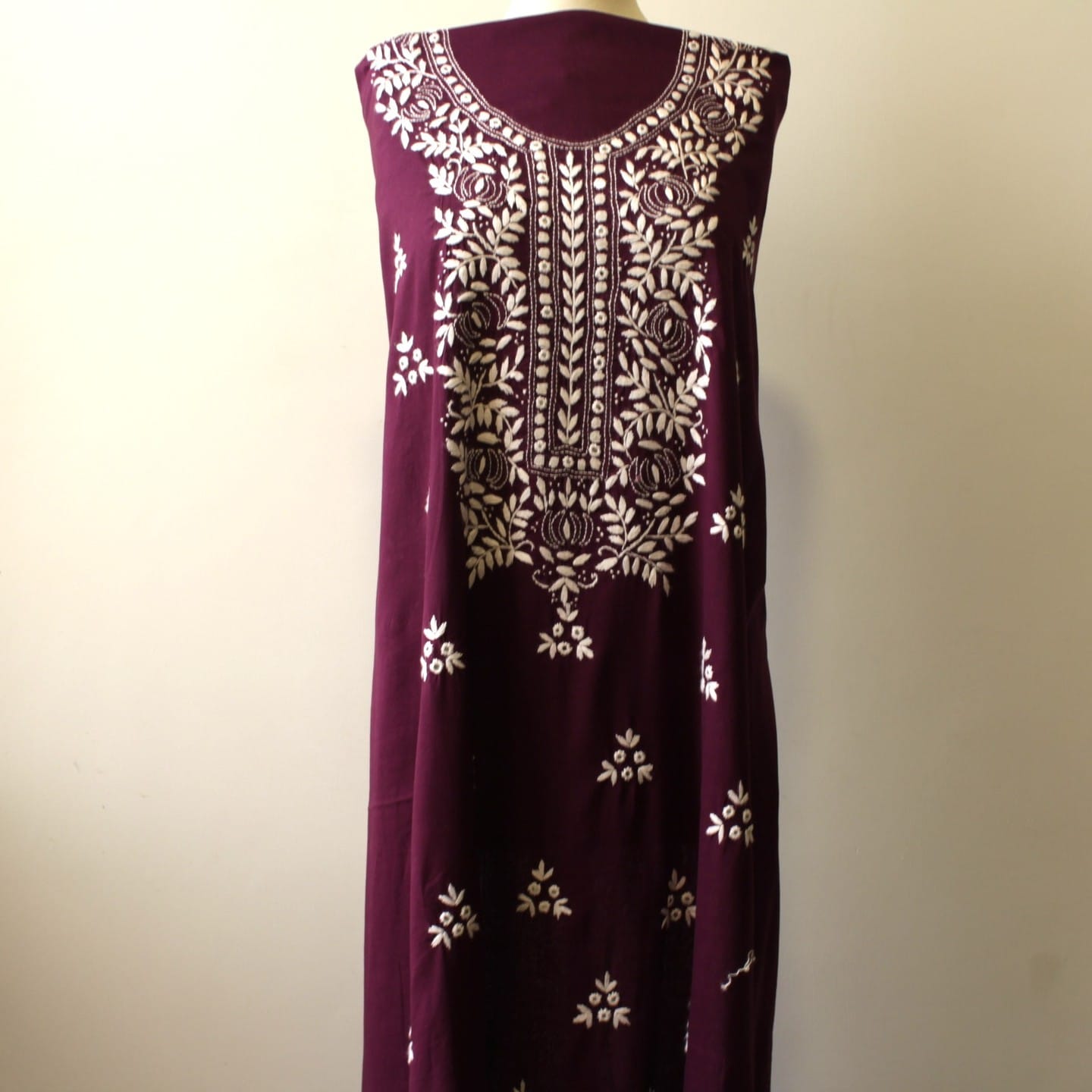 UNSTITCHED SHIRT HAND EMBRIODERED & MIRROR WORK