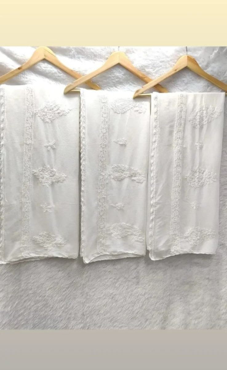 HAND EMBROIDERED CHIKANKARI DUPATTA