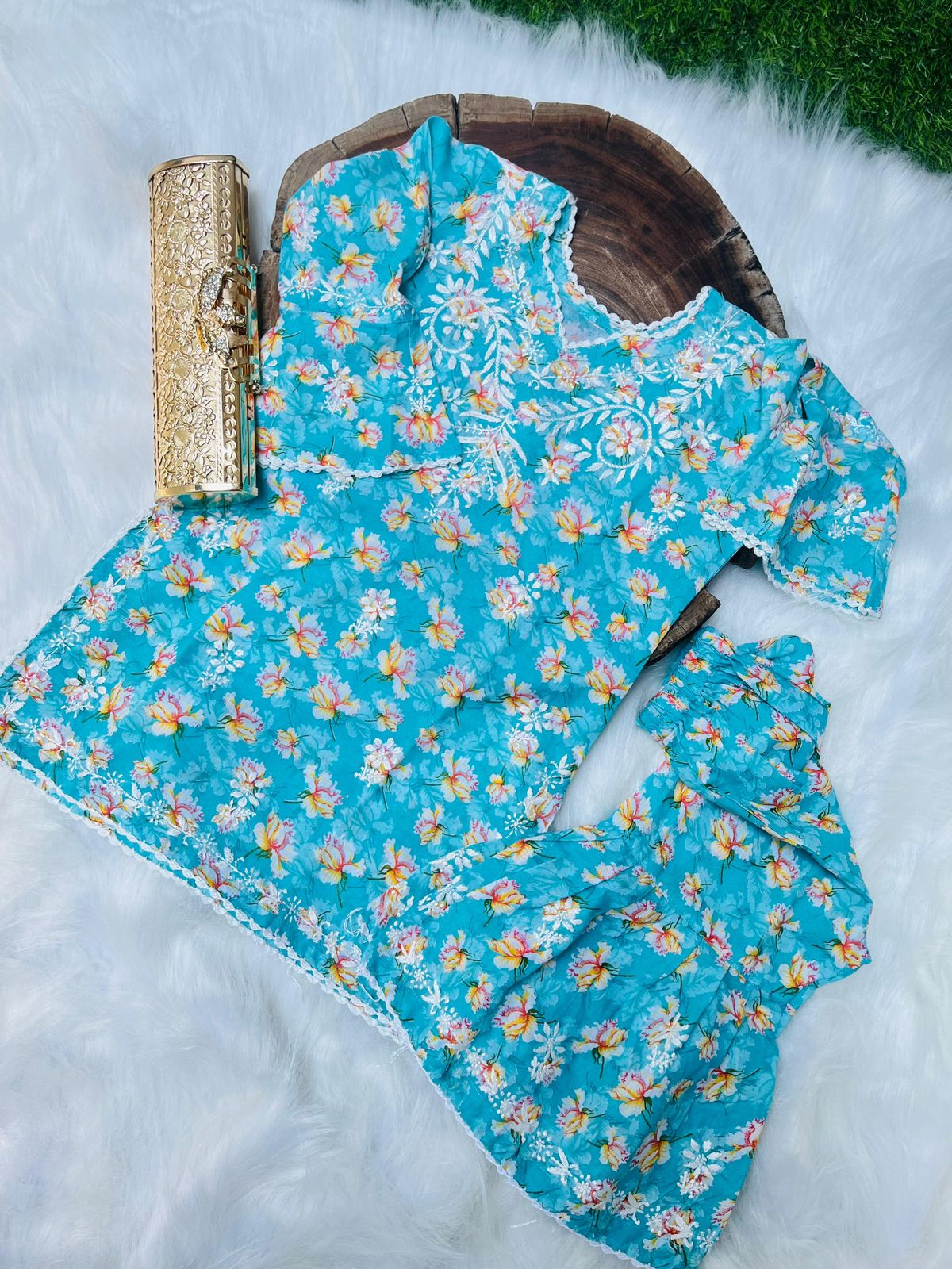 KID 2 PIECE HND EMBRIODERED SET