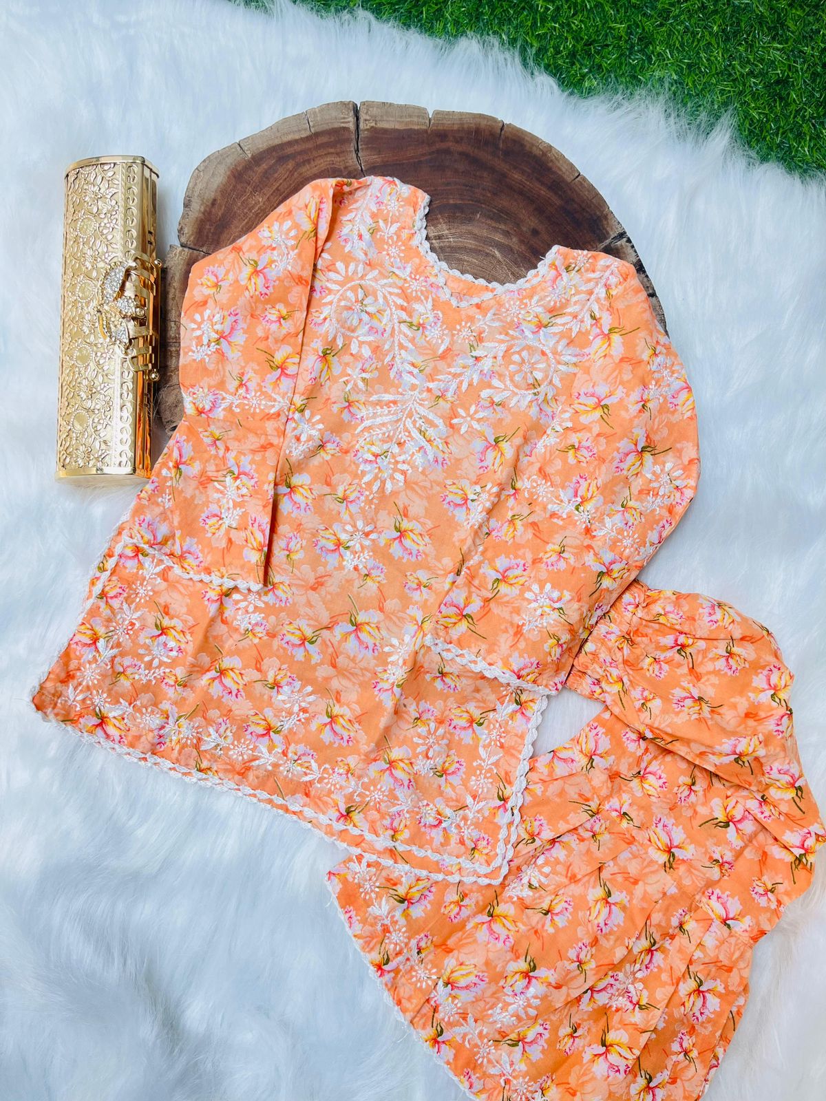 KID 2 PIECE HND EMBRIODERED SET