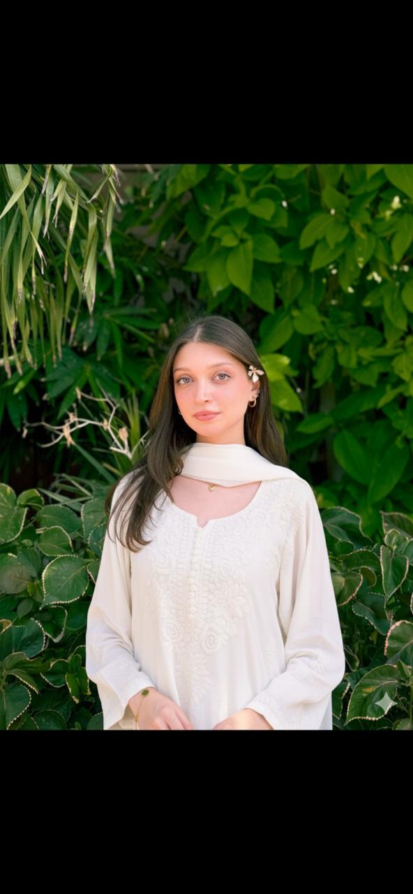 HANDMADE 3  PIECE LINEN EGG WHITE ROZKAY