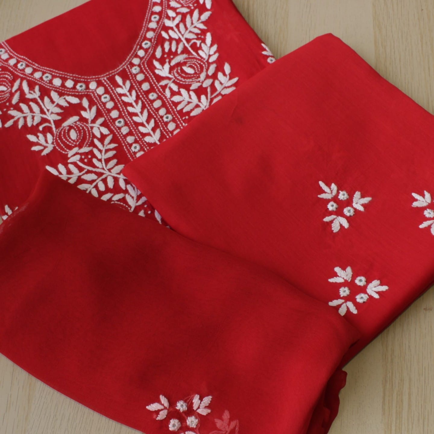 UNSTITCHED 3 PIECE HAND EMBRIODERED AND MIRROR WORK