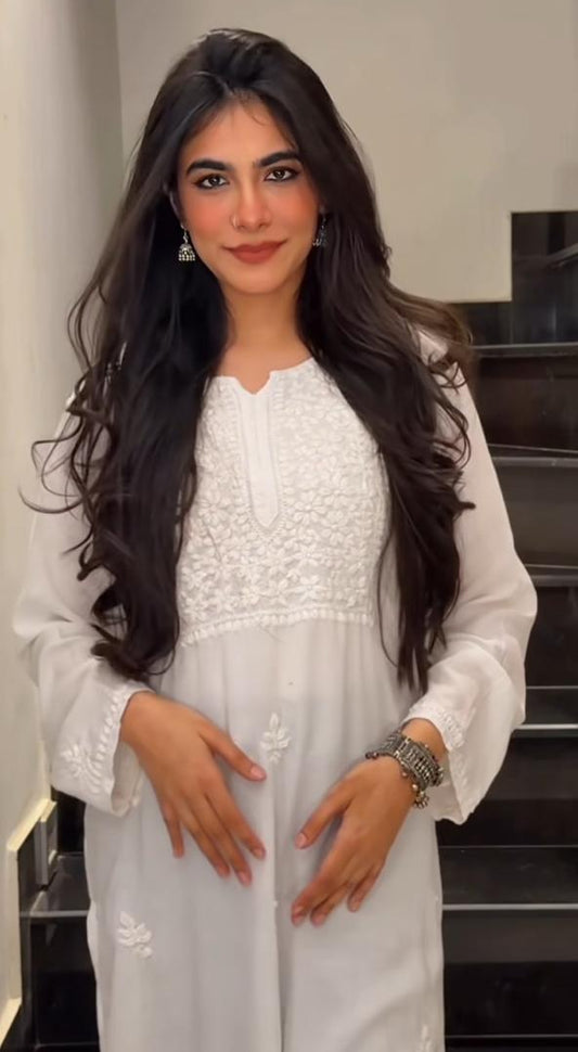 EGG WHITE 3 PIECE CHIKANKARI SET